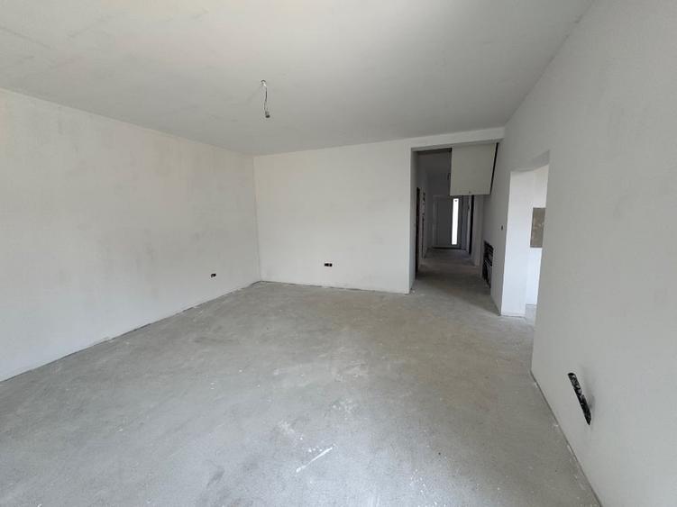 Duplex cu 4 camere cu Garaj în Giroc