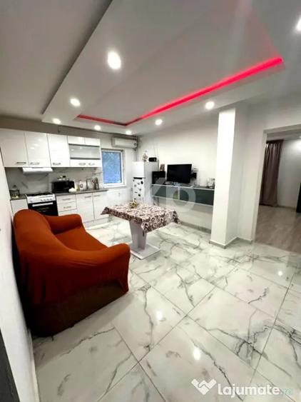 Apartament cu 3 camere decomandat, mobilat în Sebastian