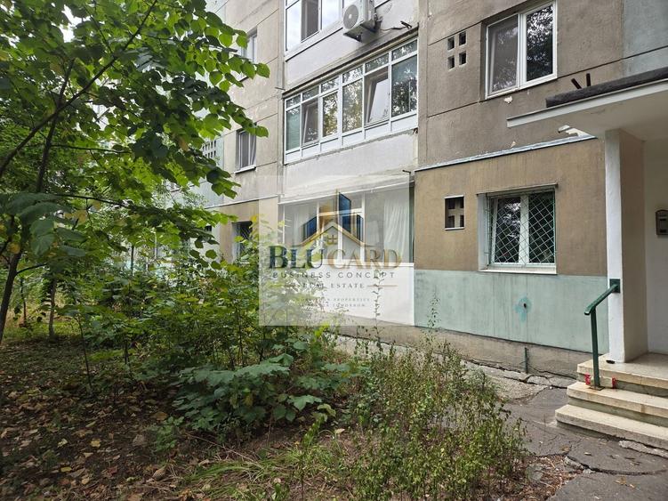 Apartament cu 3 camere semidecomandat în P-ța Gorjului