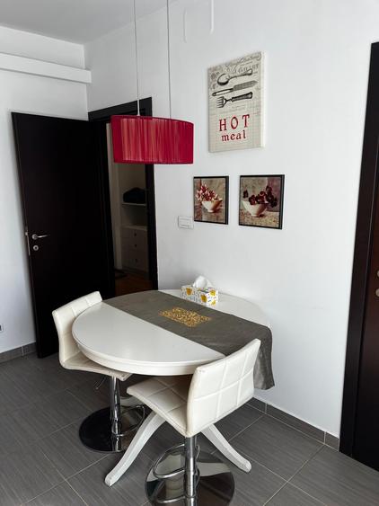 Apartament cu 3 camere în Băneasa
