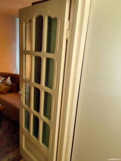 Apartament cu 2 camere în Moldova Nouă