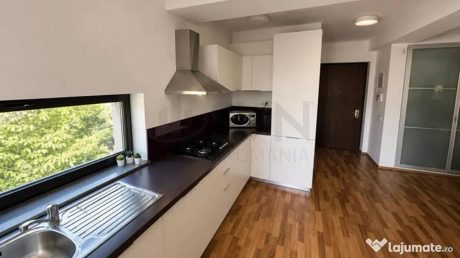 Apartament cu 3 camere decomandat în Dorobanți