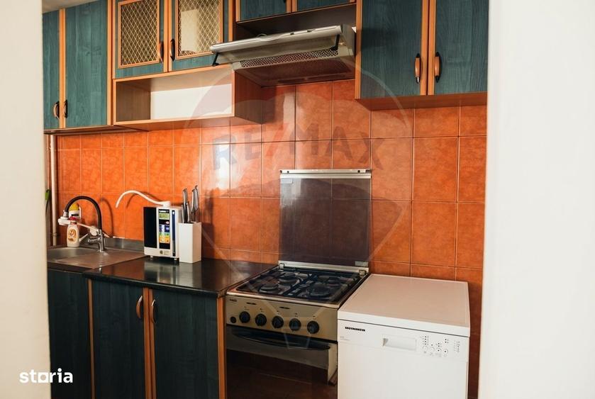 Casă cu 4 camere cu Teren 946 Mp în Central