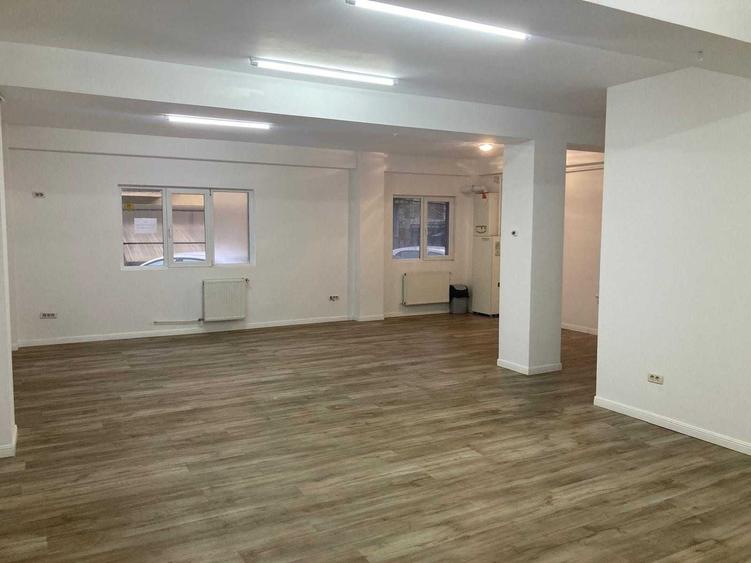Spațiu comercial, de 80 mp, în Chiajna