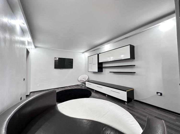 Apartament cu 2 camere decomandat în Micro 18