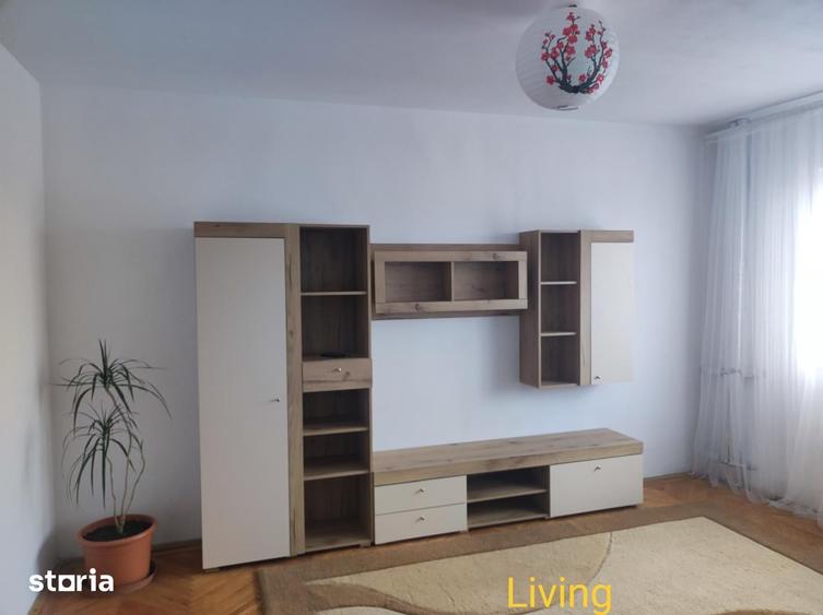 Apartament cu 3 camere decomandat, mobilat în Circumvalațiunii
