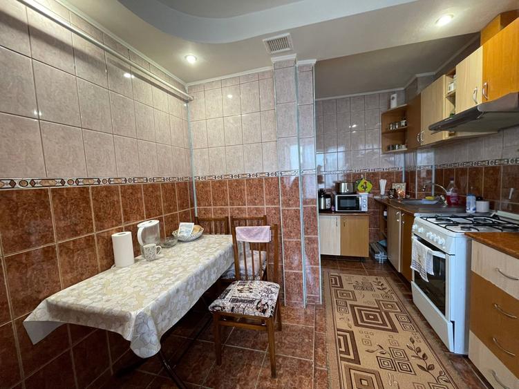 Apartament cu 2 camere decomandat, mobilat în Moara de foc