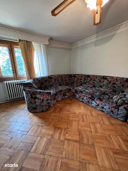Casă cu 3 camere cu Teren 250 Mp în Morărești