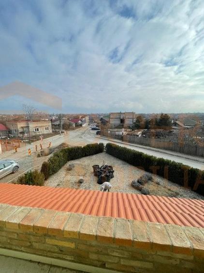 Casă individuală cu 4 camere cu Canalizare în Tuzla