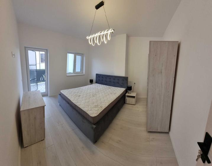 Apartament cu 2 camere semidecomandat în Turnișor
