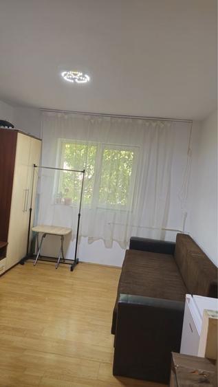 Garsonieră nedecomandată în Lipovei