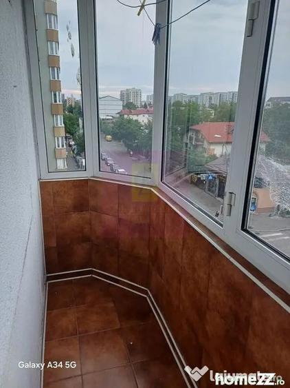 Apartament cu 2 camere semidecomandat în Uverturii