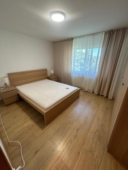 Apartament cu 2 camere semidecomandat în Vitan Mall