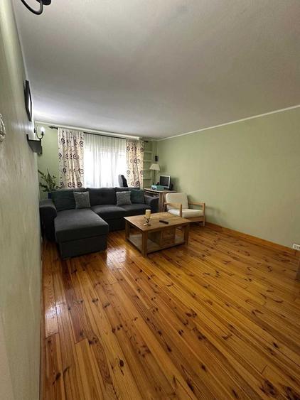 Apartament cu 3 camere decomandat în Iosia