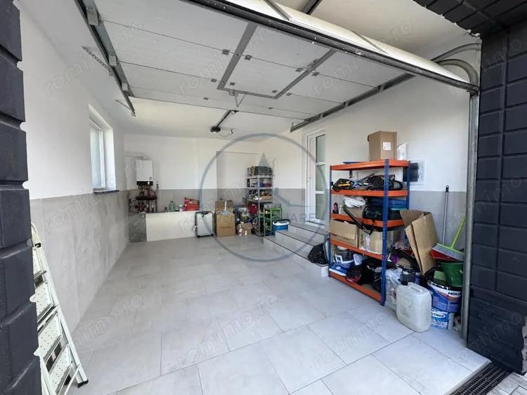 Casă cu Teren 400 Mp în Central