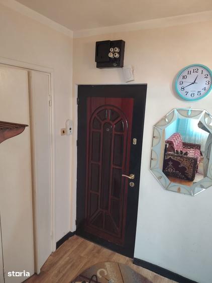 Apartament cu 2 camere semidecomandat în Șerbănești