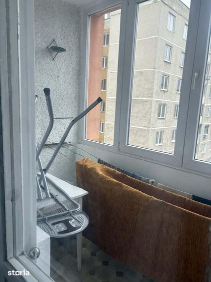 Apartament cu 3 camere în Astra