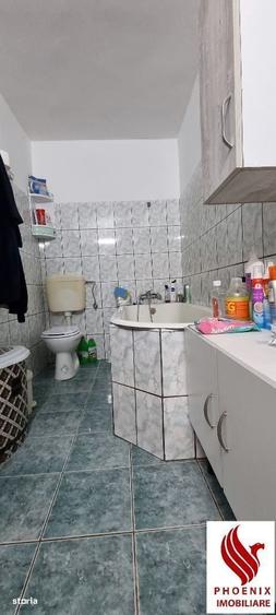 Casă cu 4 camere în Macea