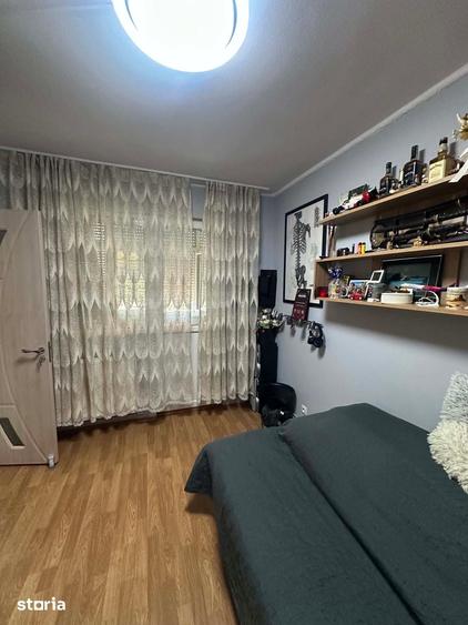 Apartament cu 2 camere nedecomandat în 14 Mai