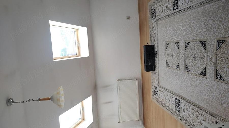 Casă cu 4 camere cu Teren 414 Mp în Exterior Vest