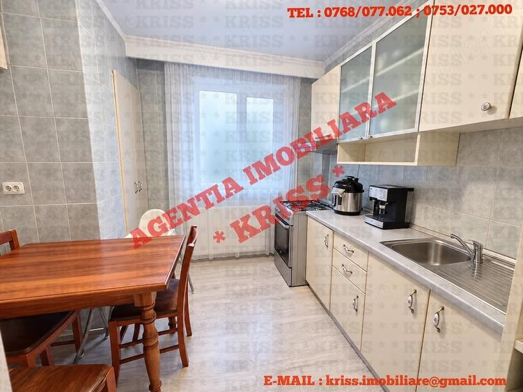 Apartament cu 4 camere decomandat în Negru Vodă