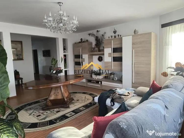 Casă cu 4 camere cu Teren 500 Mp în Cătămărești