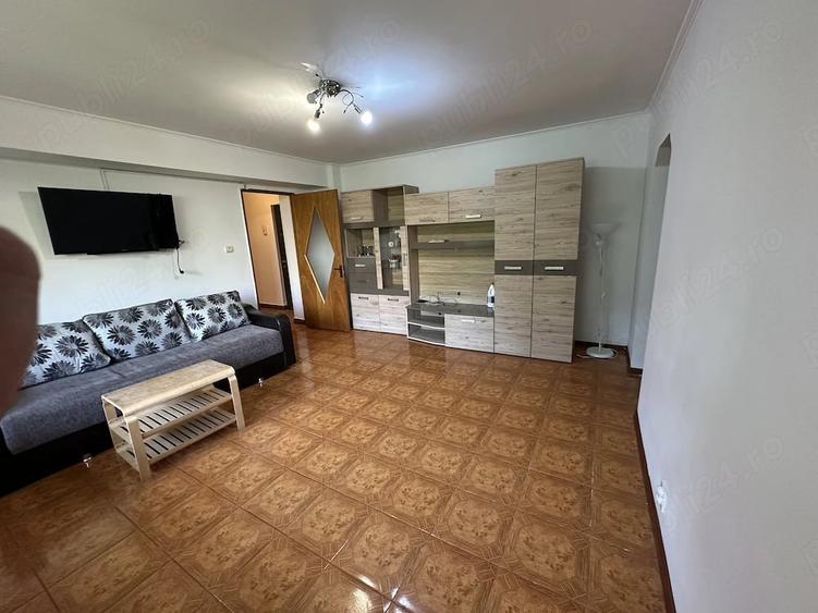 Apartament cu 2 camere semidecomandat în Mihai Bravu