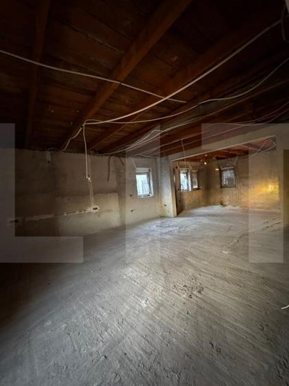 Duplex cu 4 camere cu Garaj în Peciu Nou