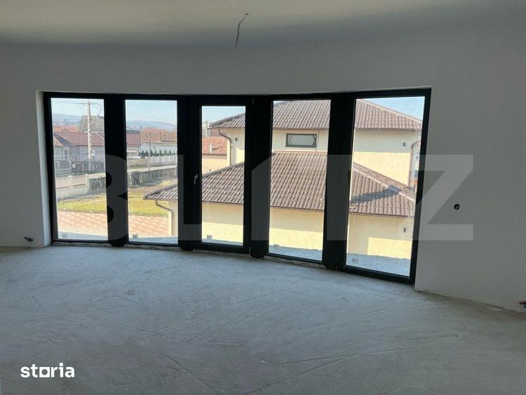 Casă cu 4 camere cu Teren 700 Mp în Sângeorgiu de Mureș