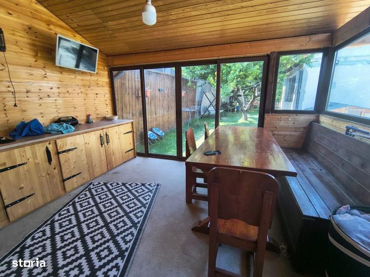 Casă cu 4 camere semidecomandat în Coiciu