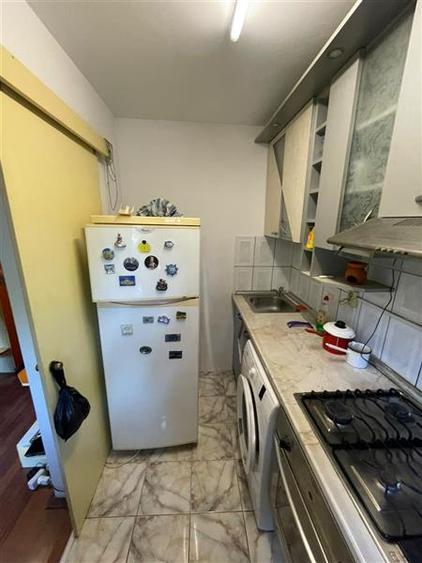 Garsonieră semidecomandată în Brâncoveanu