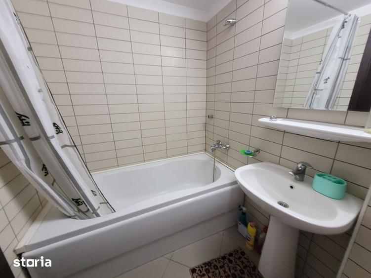 Apartament cu 2 camere semidecomandat, mobilat în Colentina