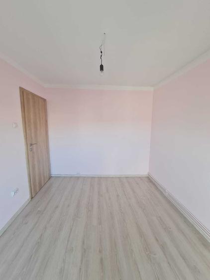 Apartament cu 2 camere semidecomandat în Grigorescu