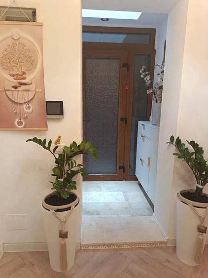 Apartament cu 3 camere, mobilat în Bucureștii Noi