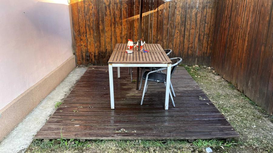 Casă cu 2 camere cu Teren 180 Mp în Gorjului
