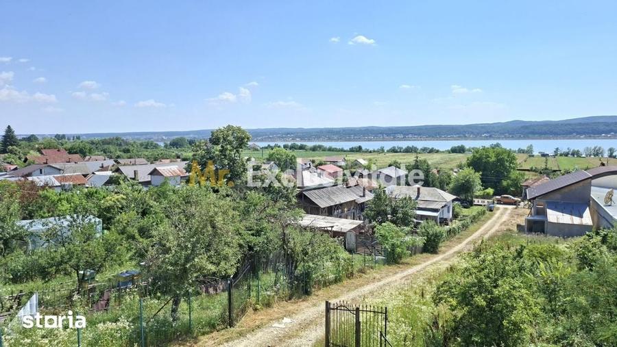 Casă cu 6 camere cu Teren 1200 Mp în Budeasa