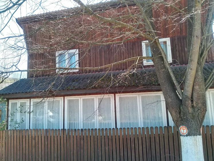 Casă cu 3 camere în Sucevița