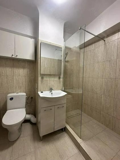 Apartament cu 3 camere decomandat în Ultracentral