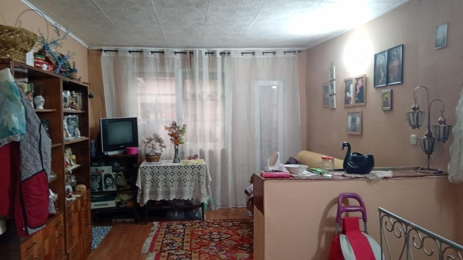 Casă individuală cu 4 camere cu Teren 300 Mp în Fundeni