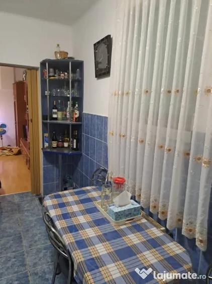 Casă cu 2 camere cu Teren 700 Mp în Mărăști