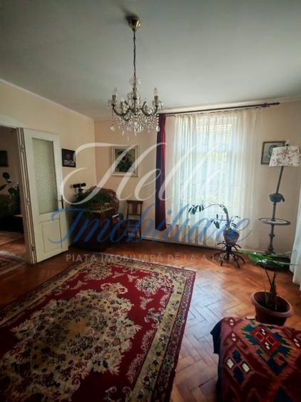 Casă individuală cu 5 camere cu Canalizare în Gheorgheni