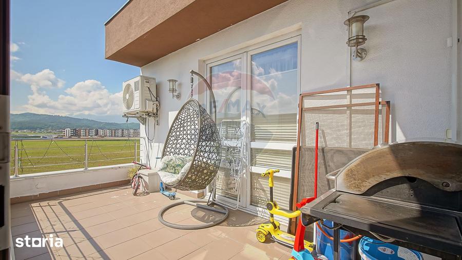 Apartament cu 3 camere în Cristian