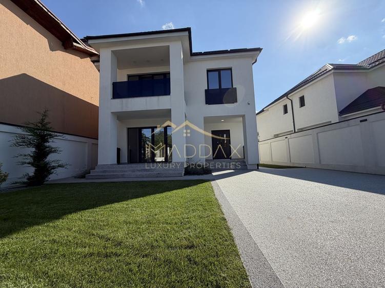 Casă individuală cu 6 camere cu Canalizare în Pipera