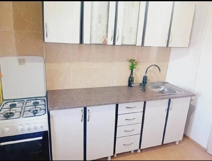 Apartament cu 2 camere decomandat în Mătăsari