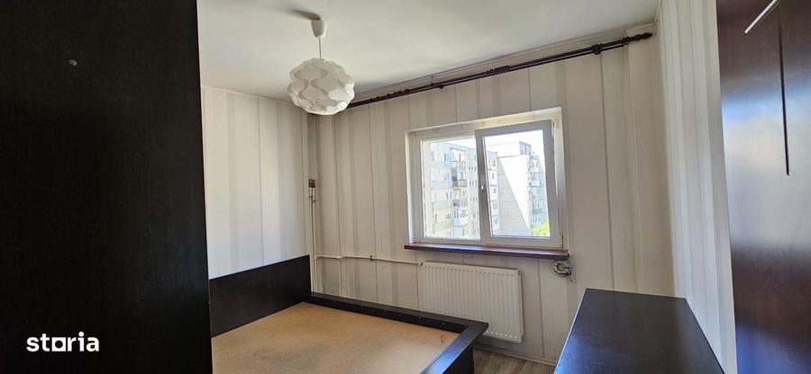 Apartament cu 3 camere decomandat în Gorjului