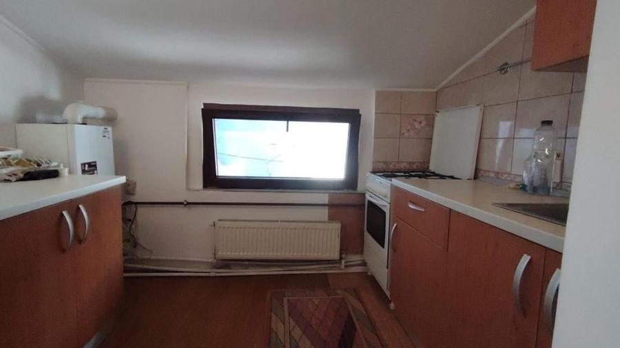Apartament cu 4 camere în Parcul Carol