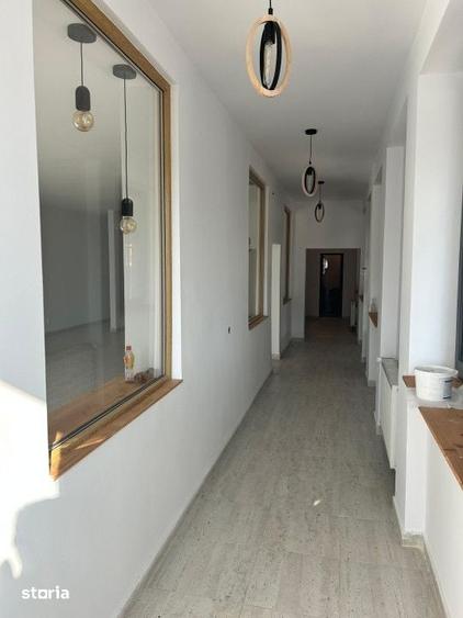 Spațiu comercial, de 310 mp, în Florești