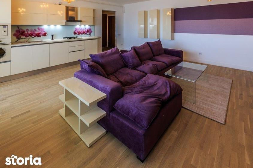 Apartament cu 3 camere decomandat, mobilat în Nordului