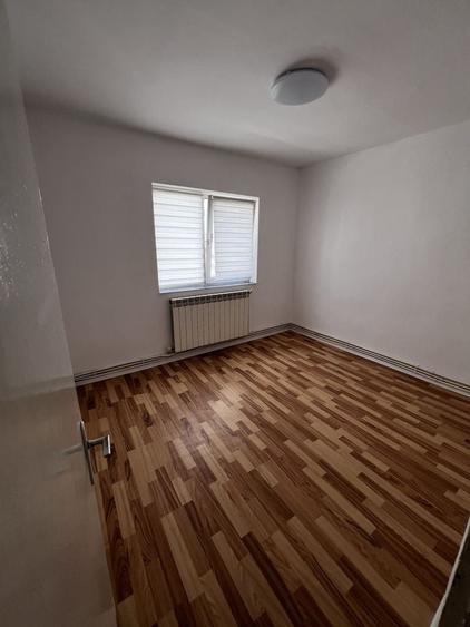 Apartament cu 2 camere semidecomandat în Fălticeni