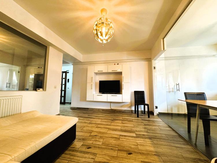 Apartament cu 2 camere decomandat în Tătărași